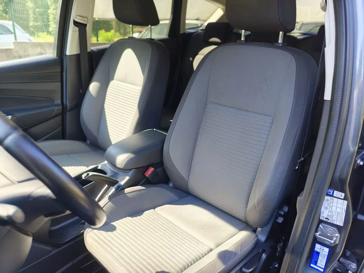 Ford C-Max usata a La Spezia (10)
