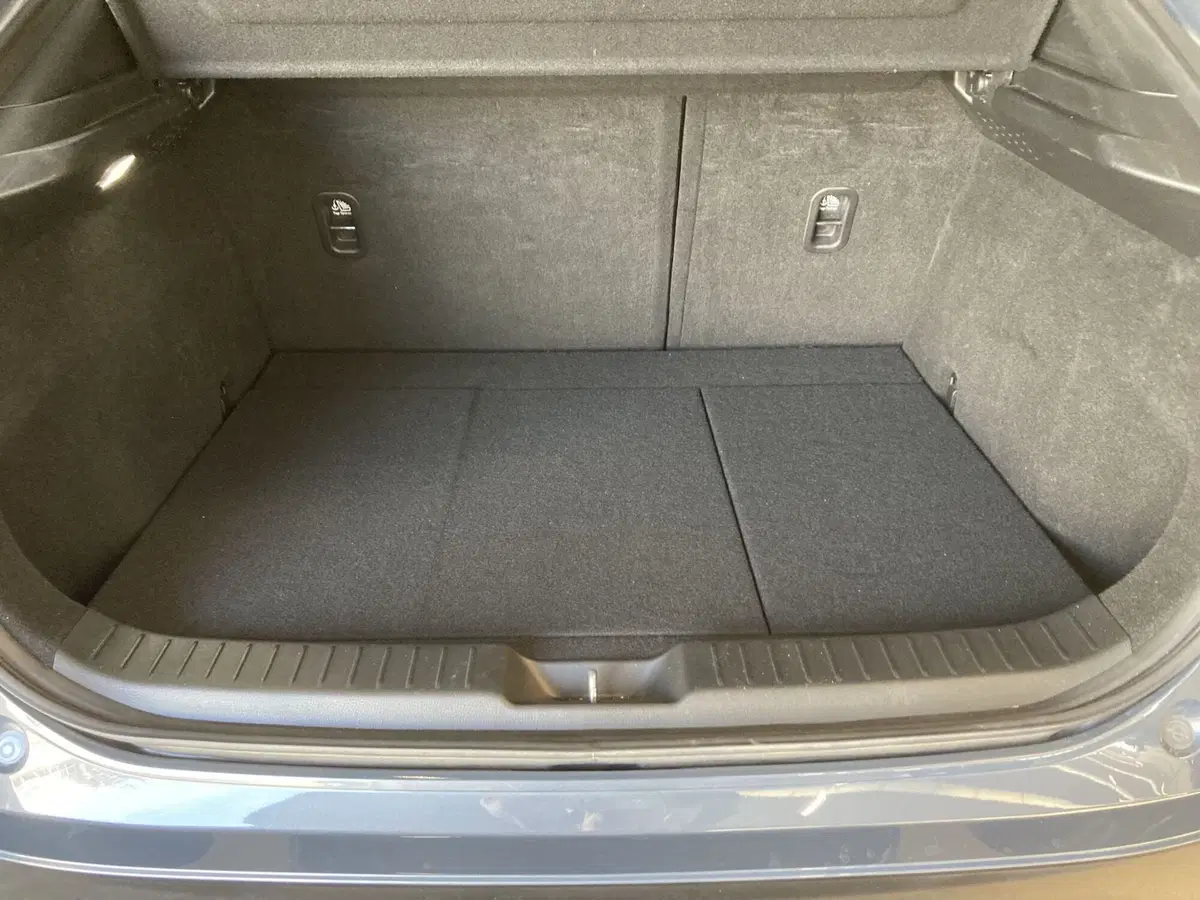 Mazda CX-30 usata a Pavia (14)
