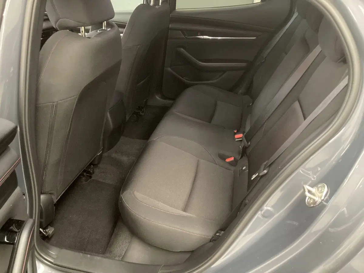 Mazda Mazda3 Hatchback usata a Pavia (13)