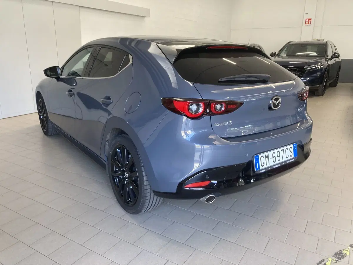 Mazda Mazda3 Hatchback usata a Pavia (2)