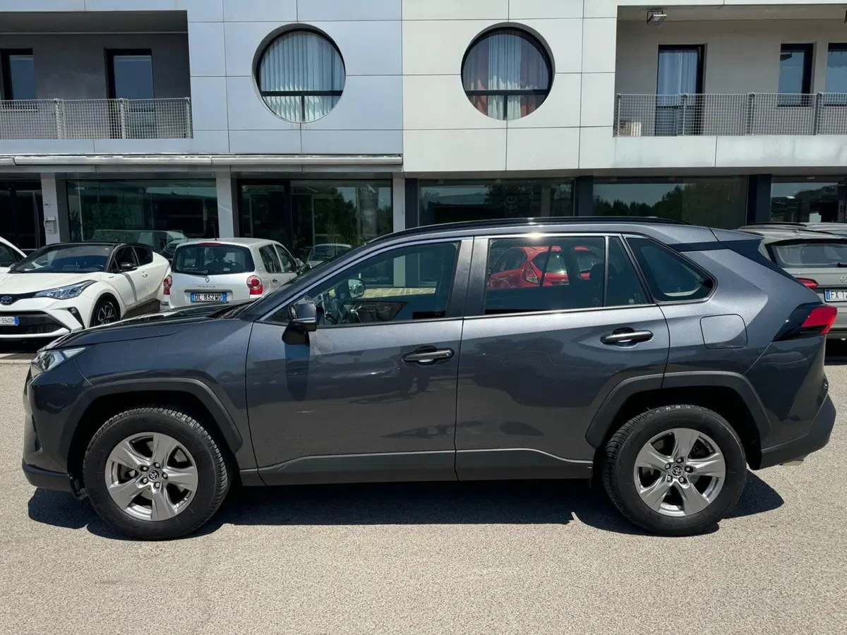 Toyota Rav4 usata a Modena (9)