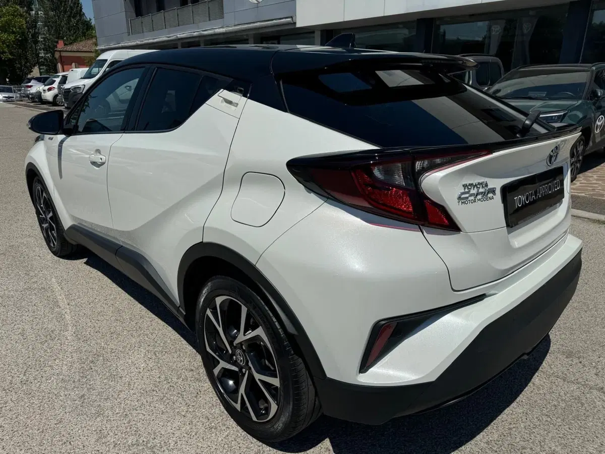 Toyota Toyota C-HR usata a Modena (8)