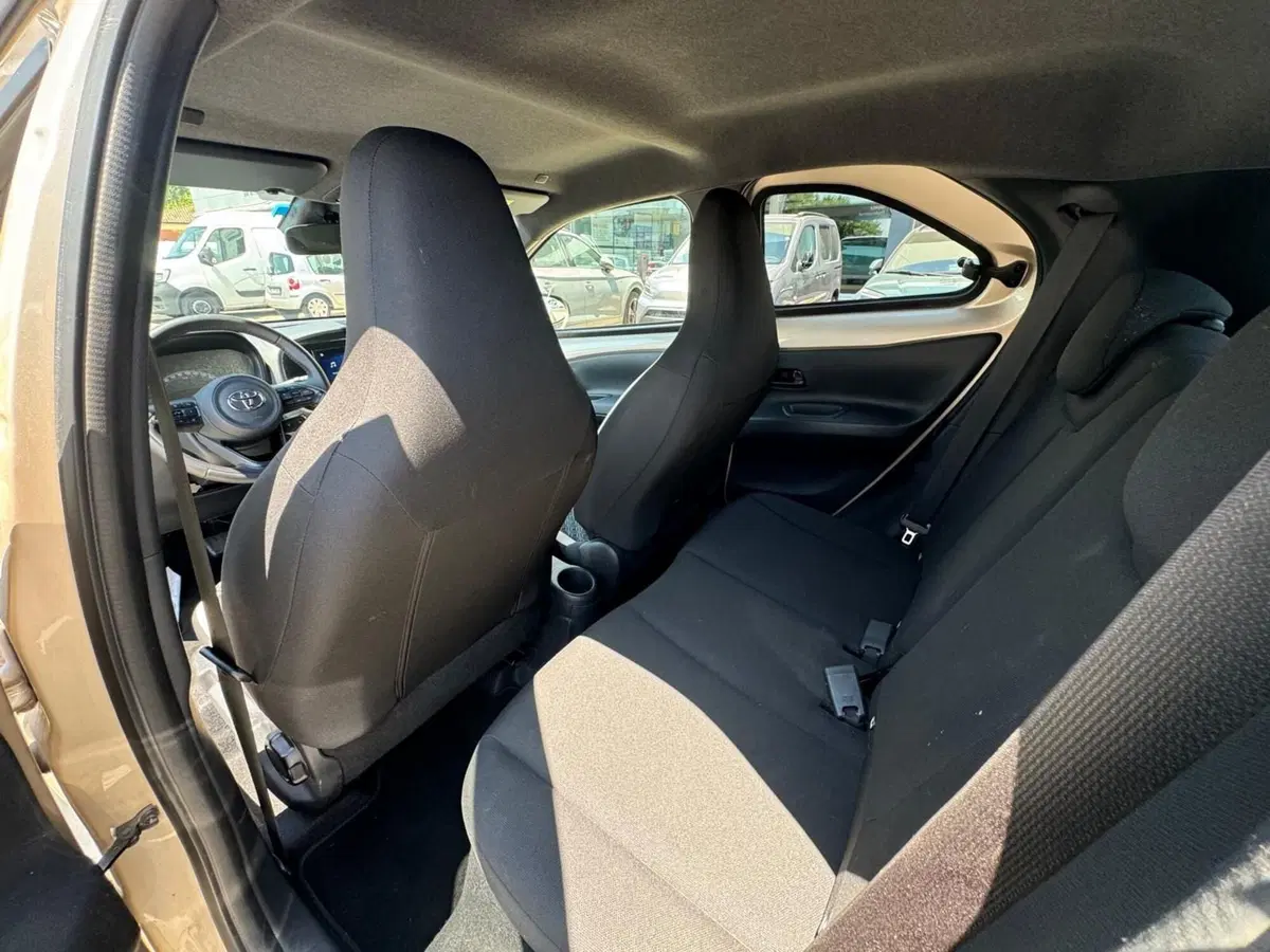Toyota Aygo X usata a Modena (14)