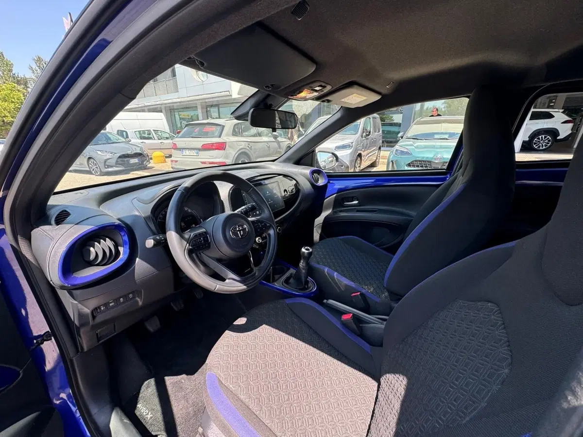 Toyota Aygo X usata a Modena (11)
