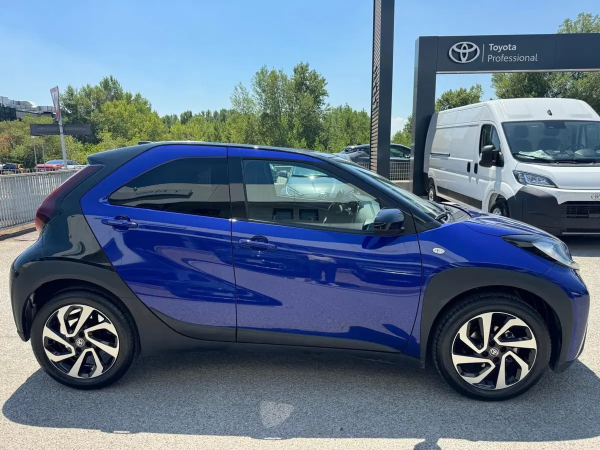Toyota Aygo X usata a Modena (5)