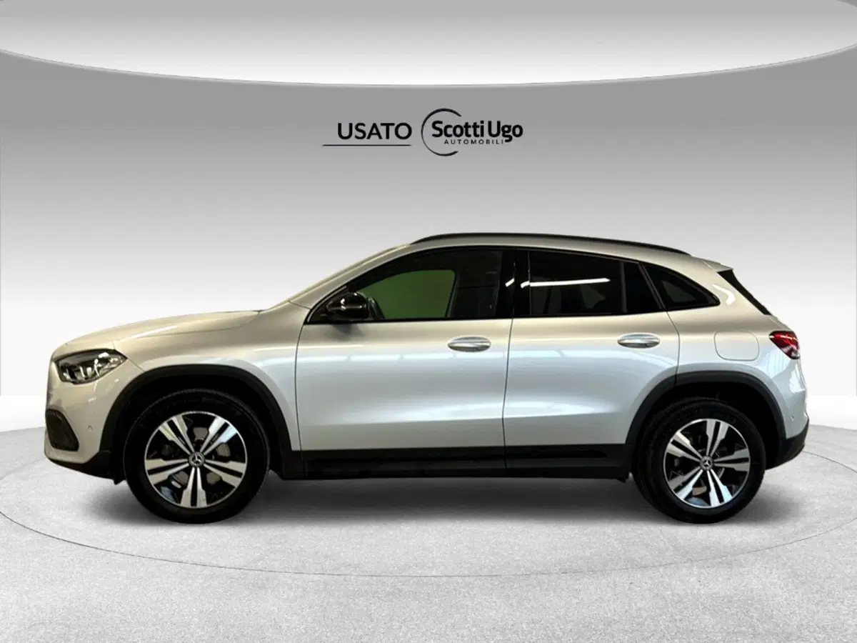 Mercedes-Benz GLA SUV usata a Siena (2)
