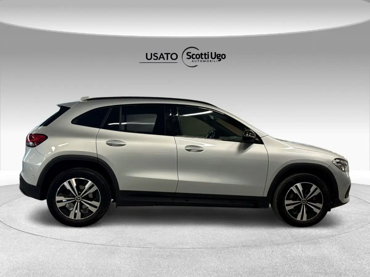 Mercedes-Benz GLA SUV usata a Siena (6)