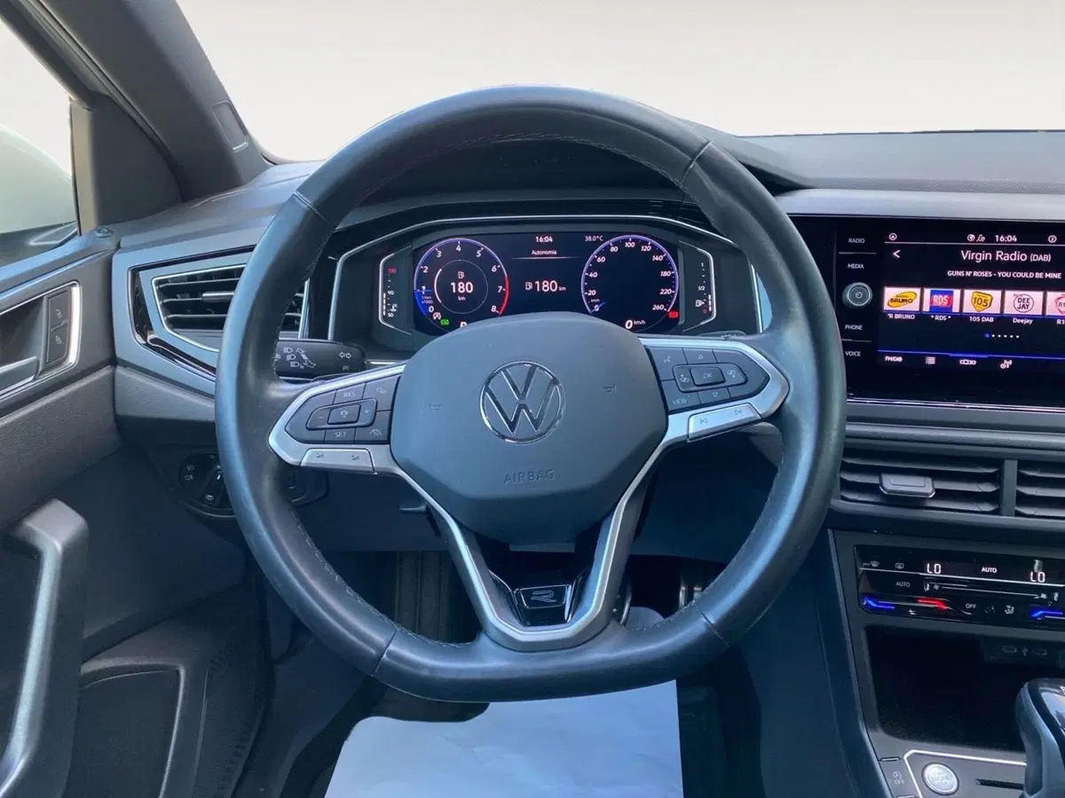 Volkswagen Taigo usata a Bologna (12)