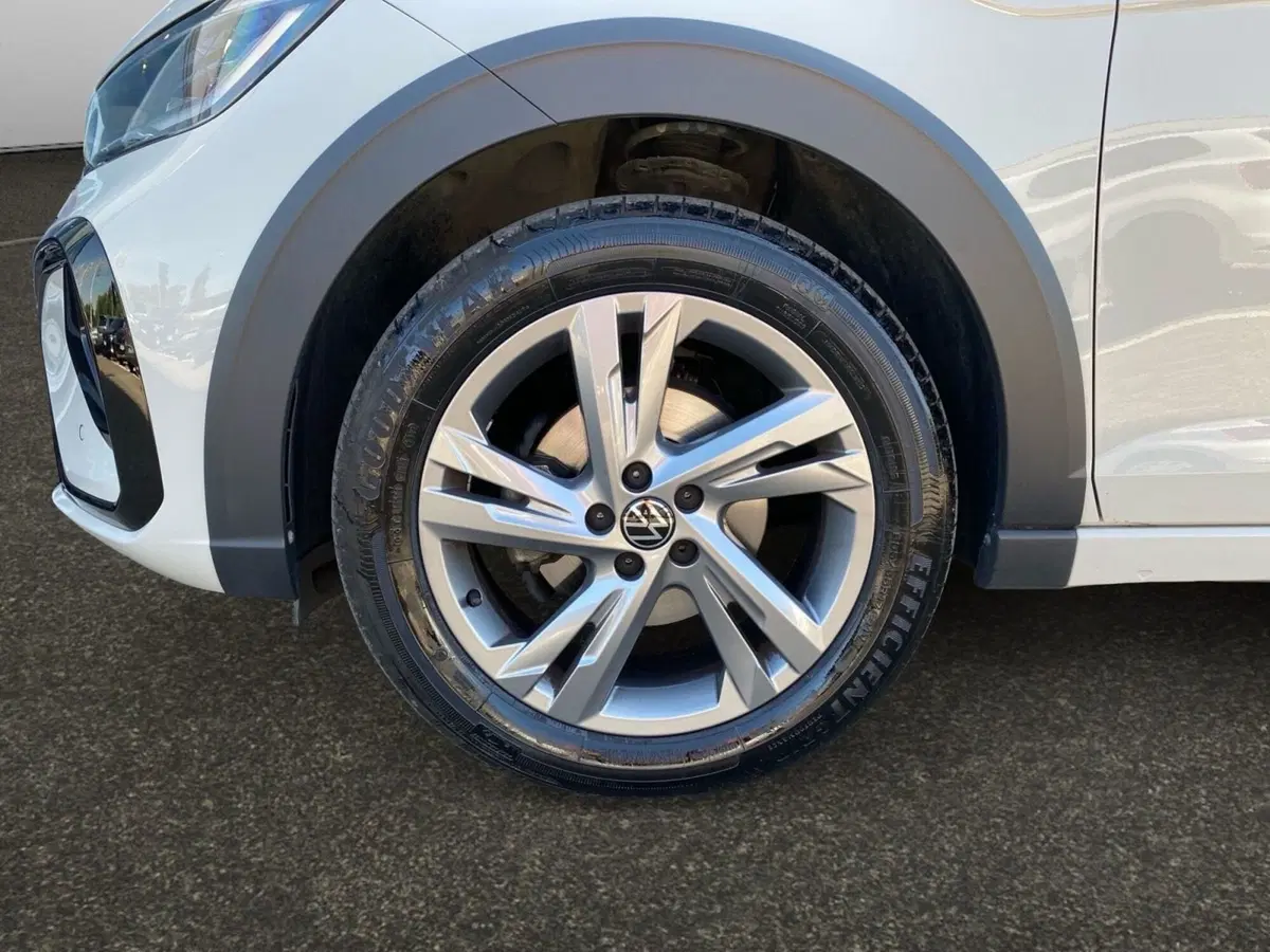 Volkswagen Taigo usata a Bologna (13)