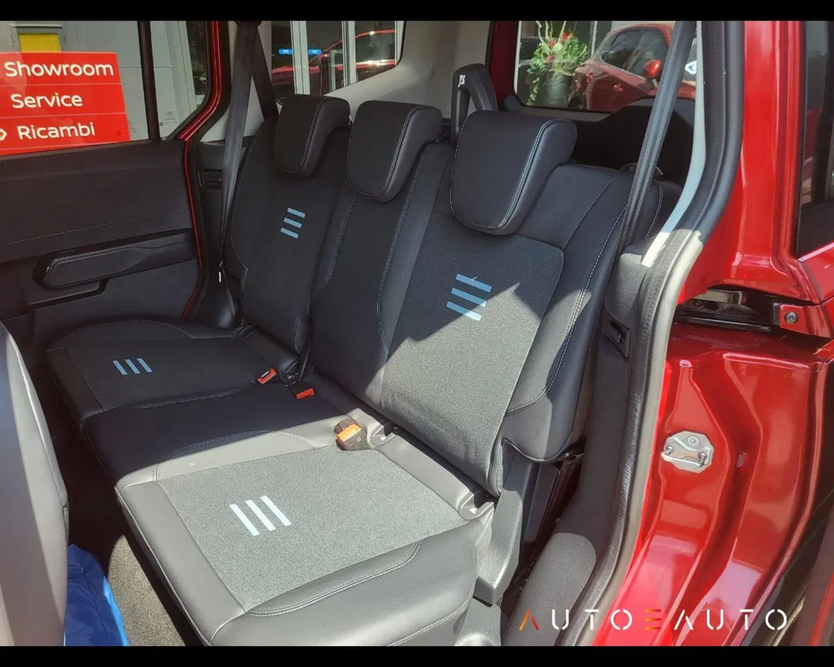 Ford Tourneo Courier usata a Reggio Emilia (17)