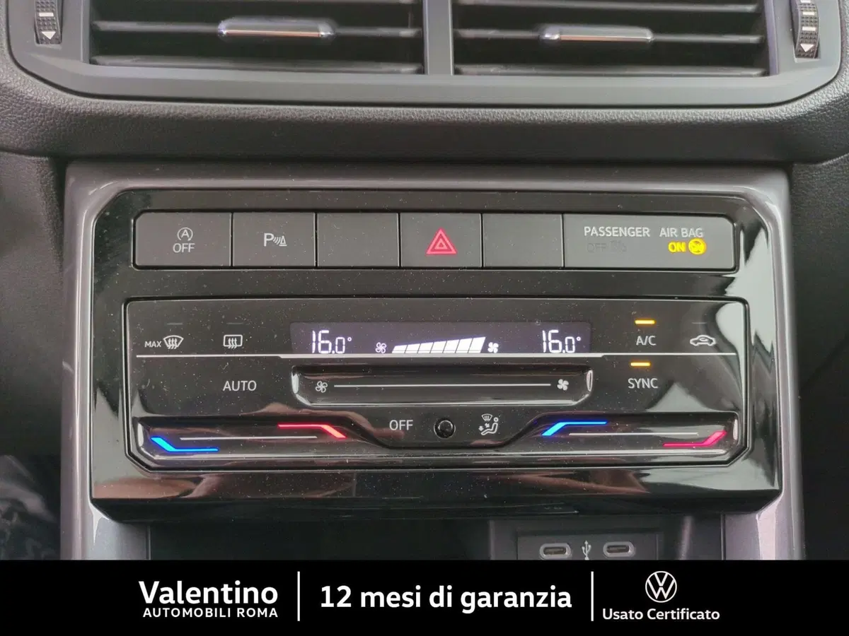 Volkswagen T-Cross usata a Roma (17)