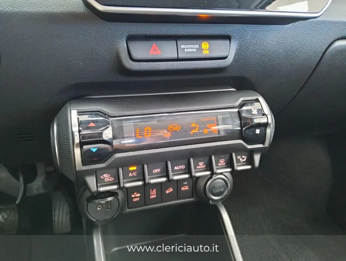 Suzuki Ignis usata a Como (19)