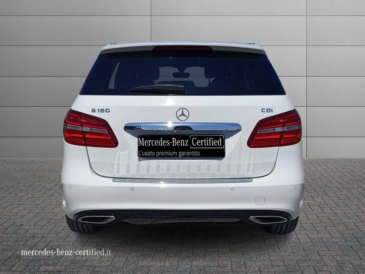 Mercedes-Benz Classe B usata a Bari (4)