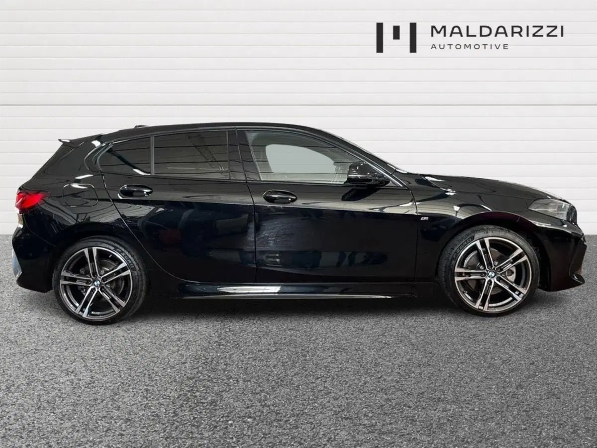 BMW Serie 1 5p. usata a Bari (5)
