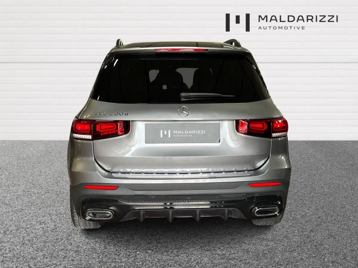 Mercedes-Benz GLB usata a Bari (3)