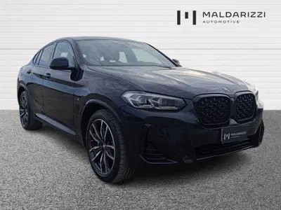 BMW X4 xdrive20d mhev 48V Msport auto del 2025 usata a Bari