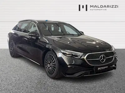 Mercedes-Benz Classe E Station Wagon 220 d AMG Line Premium auto del 2024 usata a Bari