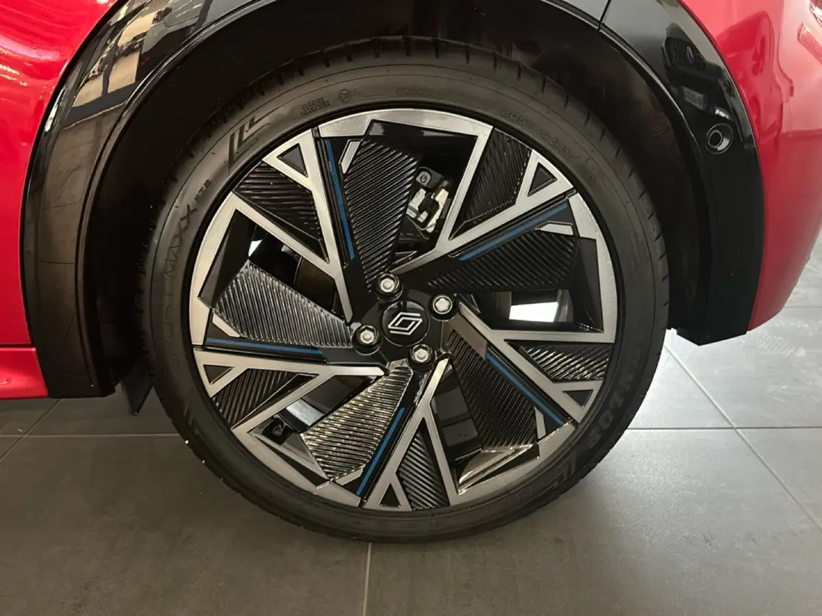 Renault Clio usata a Napoli (7)