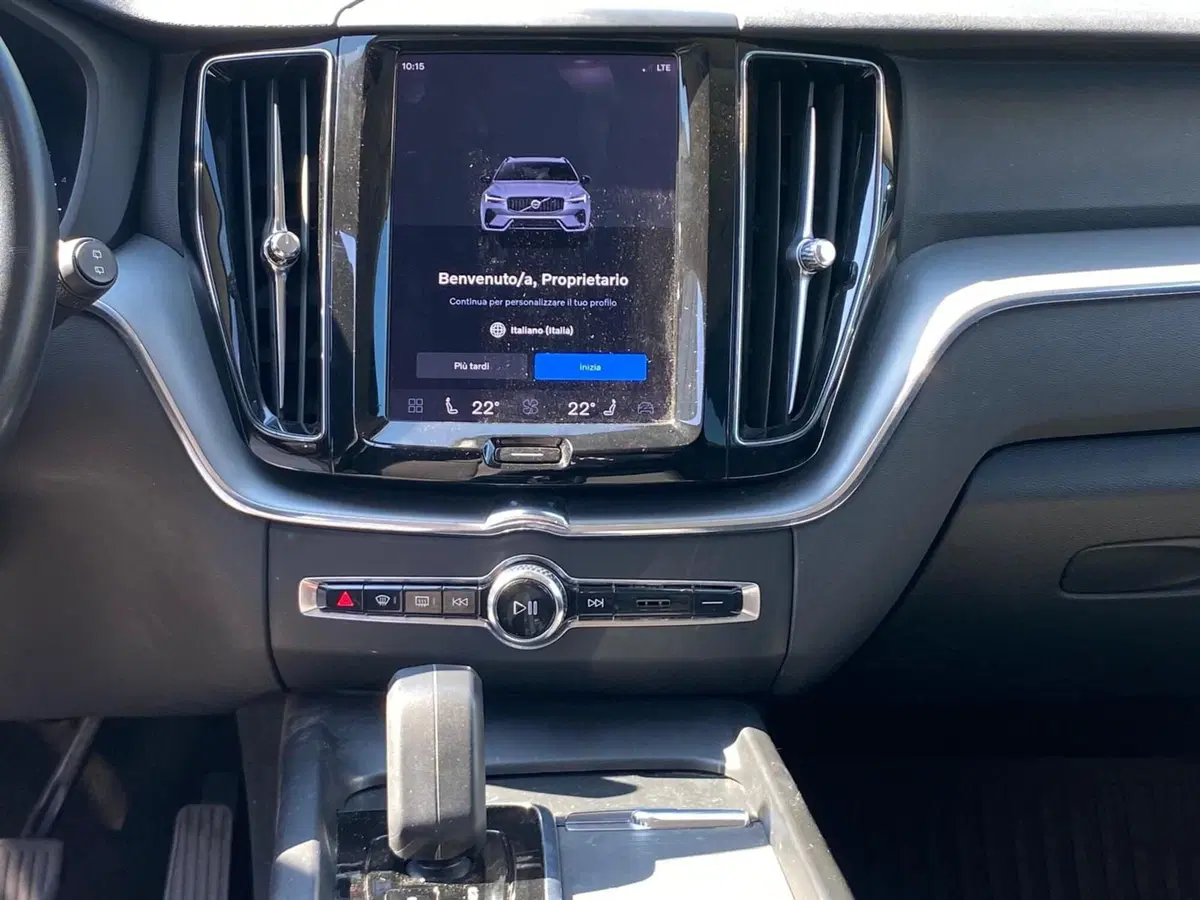 Volvo XC60 usata a Como (13)