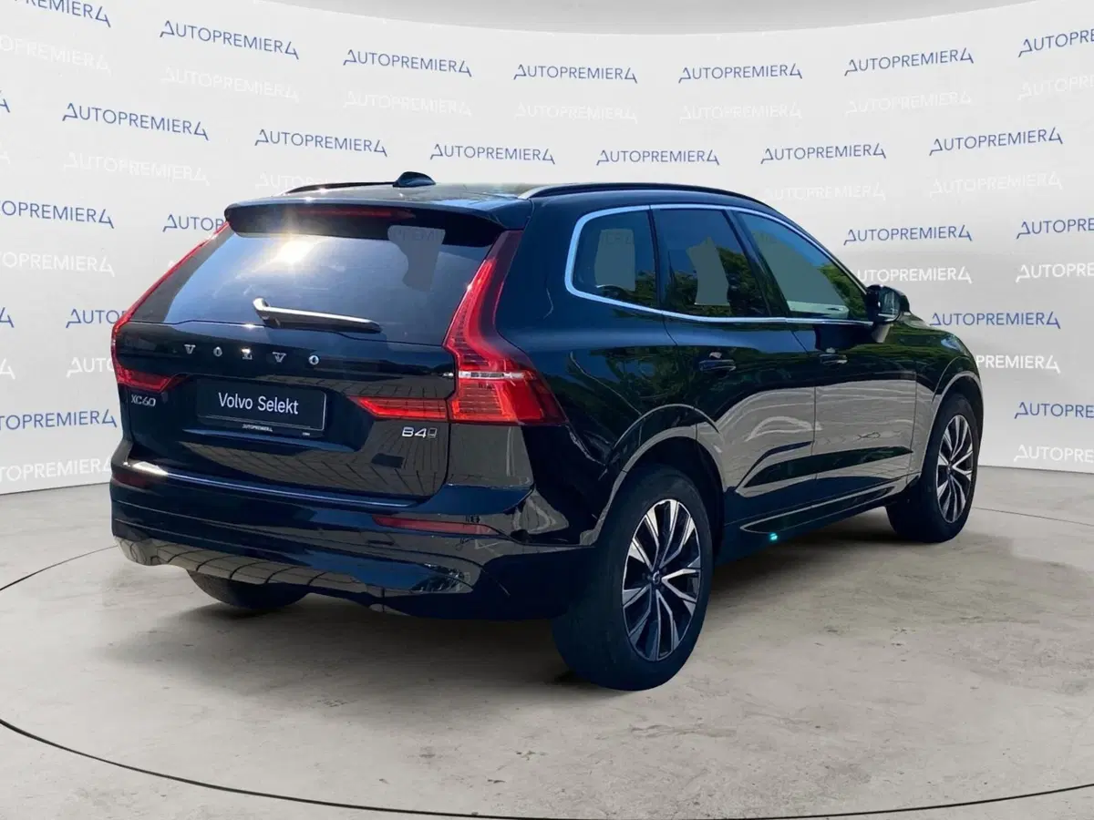 Volvo XC60 usata a Como (2)