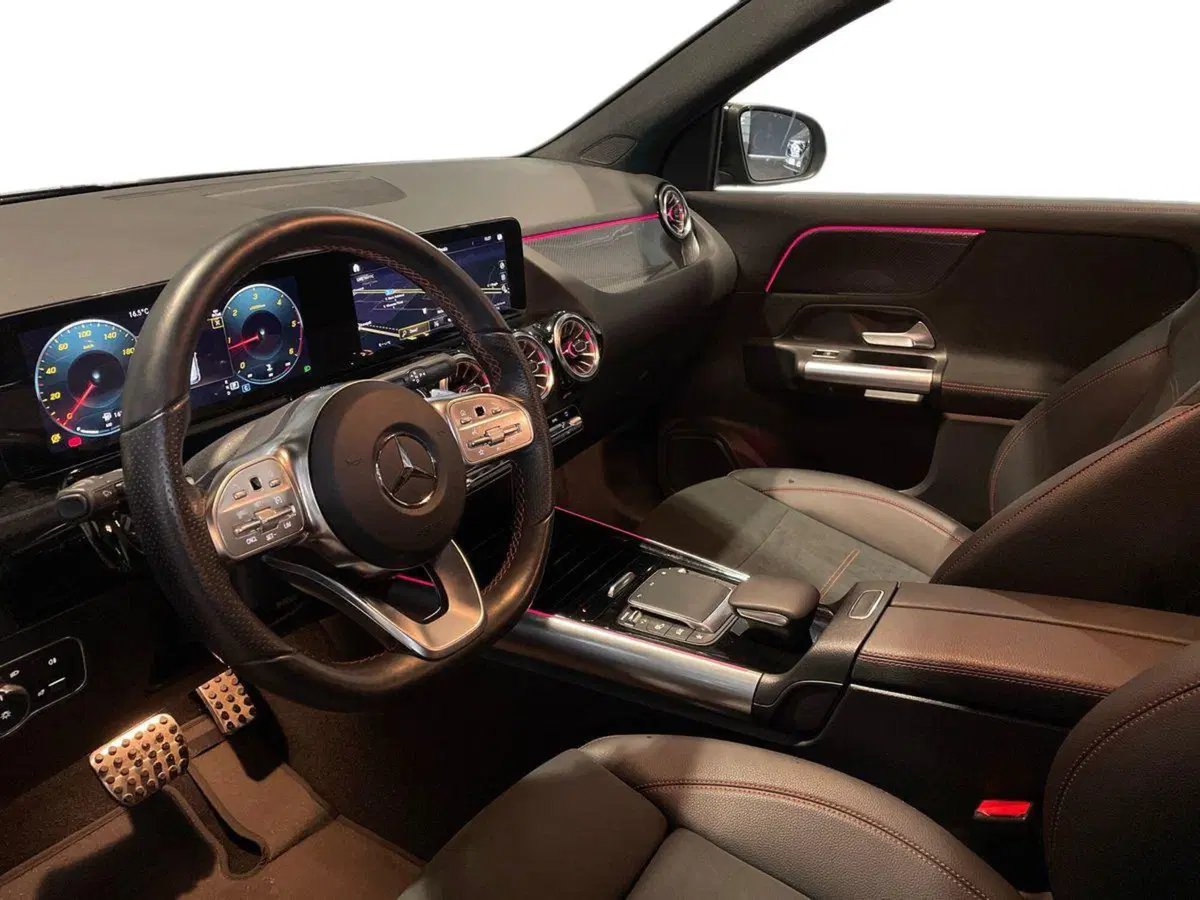 Mercedes-Benz GLA SUV usata a Macerata (16)