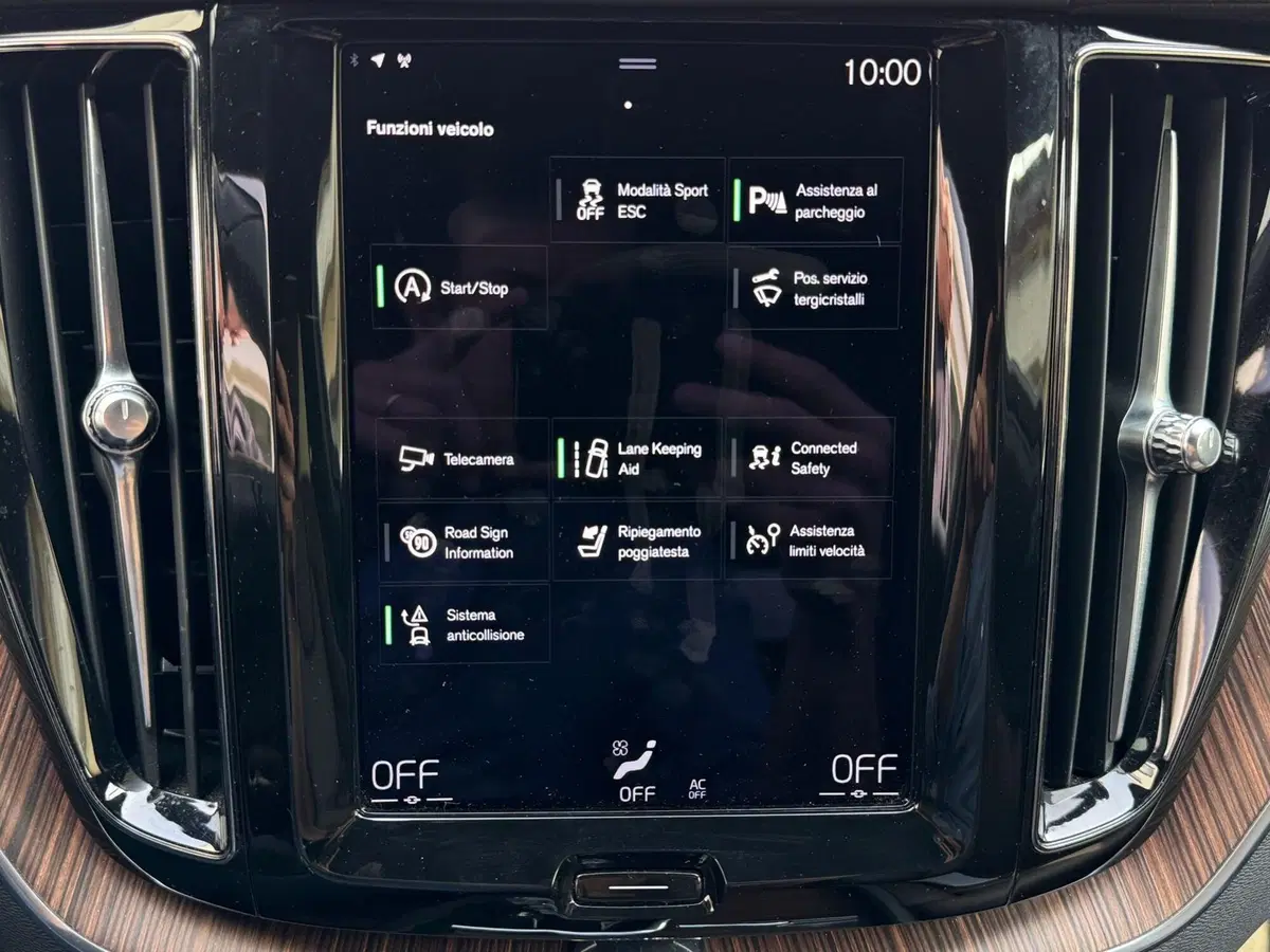 Volvo XC60 usata a Como (16)