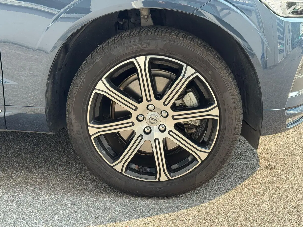 Volvo XC60 usata a Como (7)