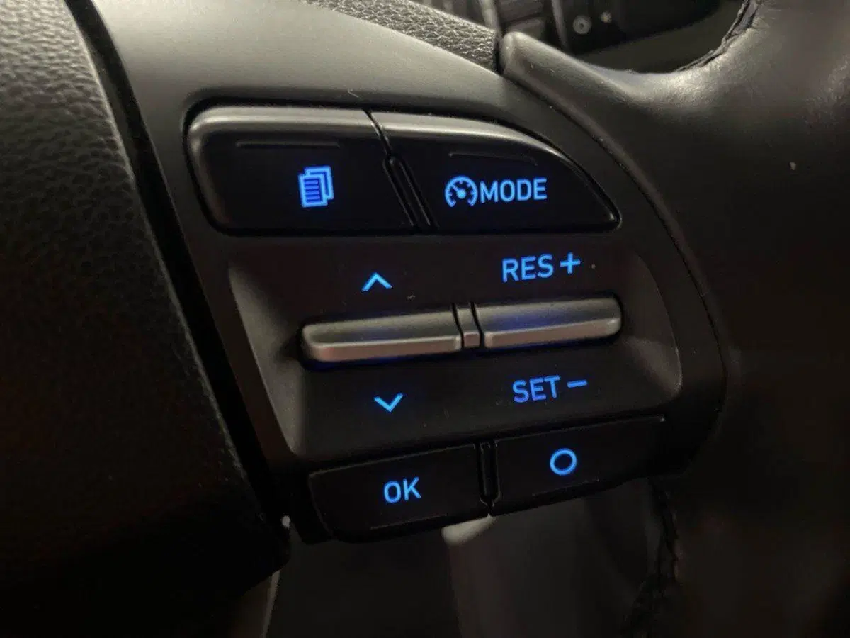 Hyundai Kona usata a Macerata (18)