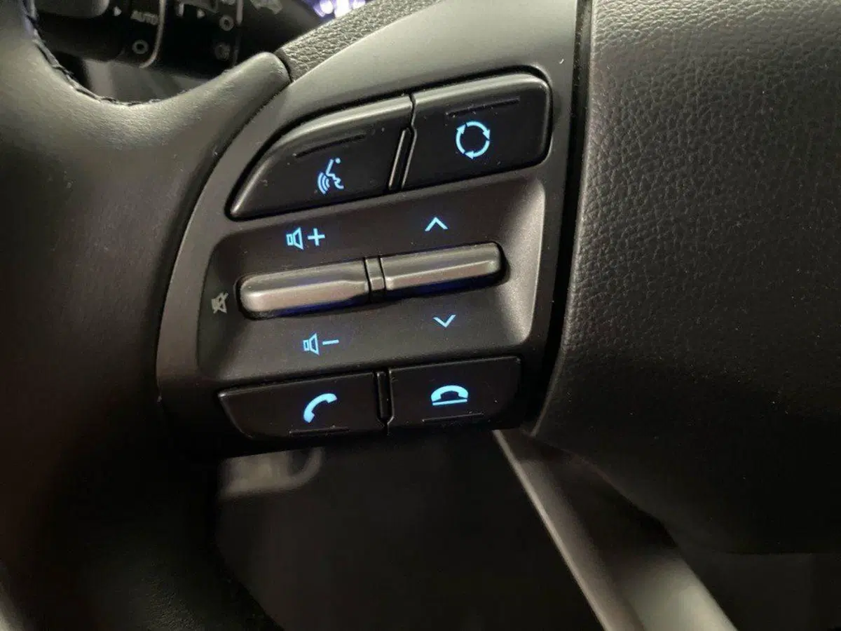Hyundai Kona usata a Macerata (19)