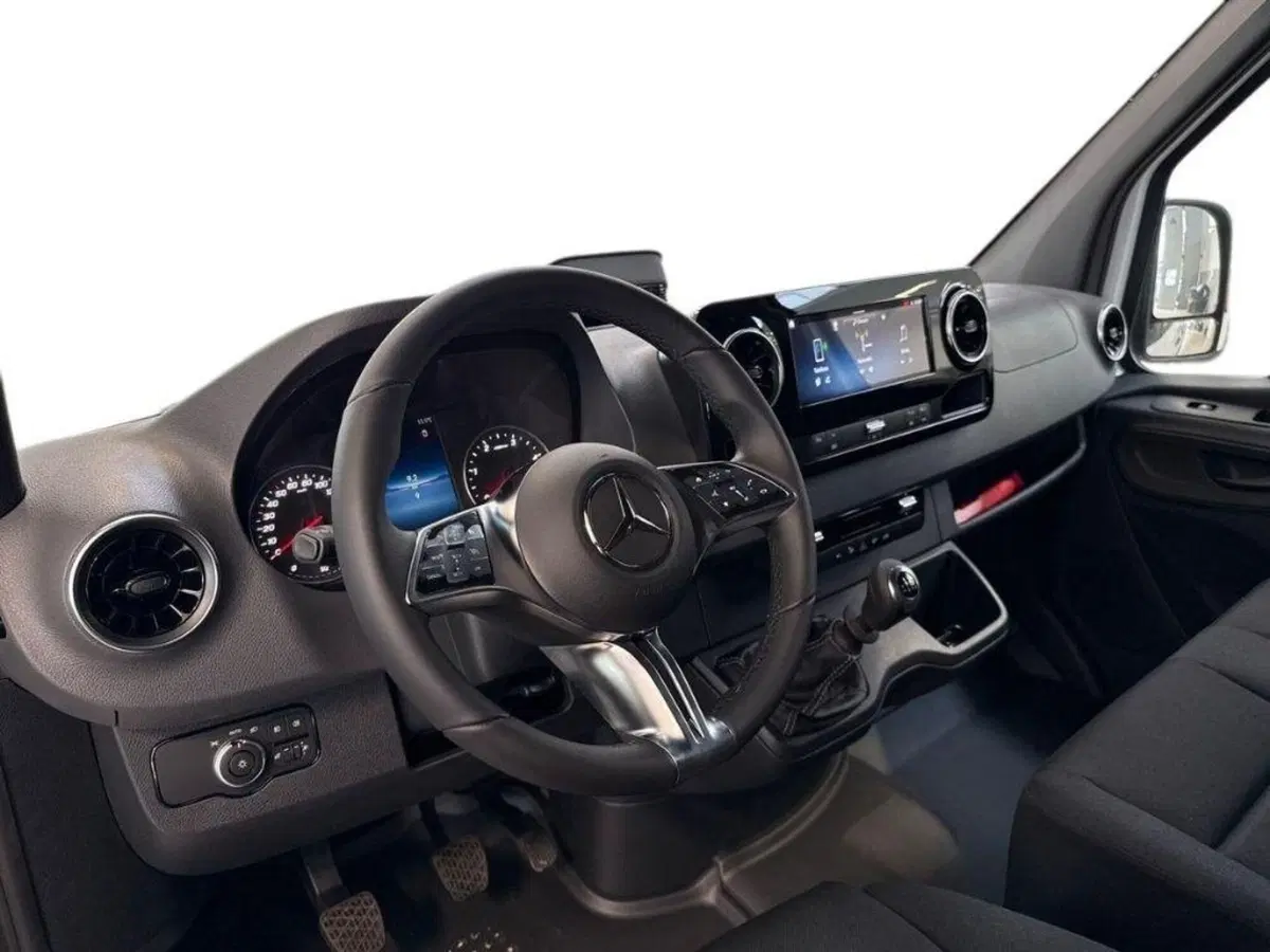 Mercedes-Benz Sprinter nuova a Ancona (10)