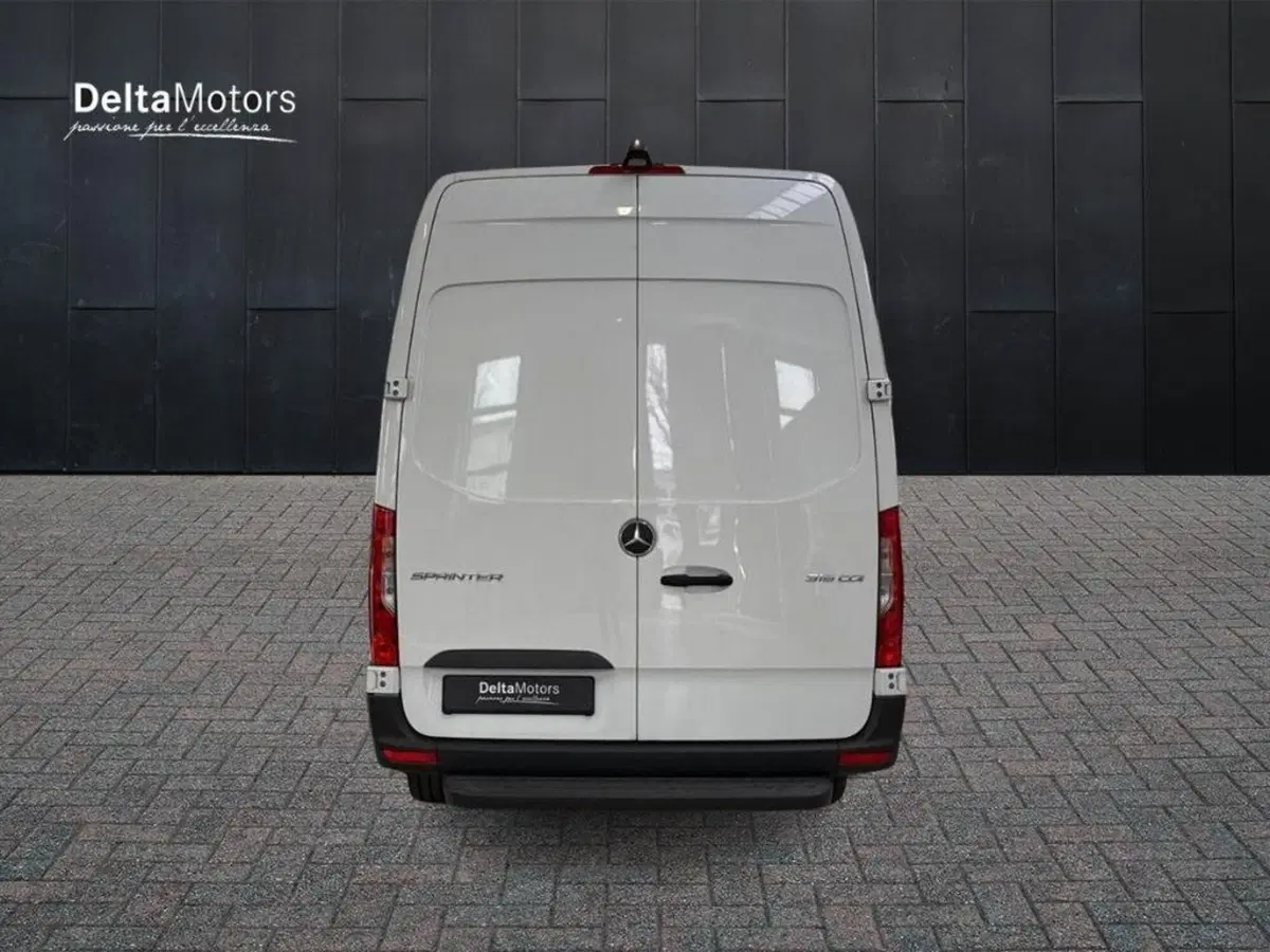 Mercedes-Benz Sprinter nuova a Ancona (4)