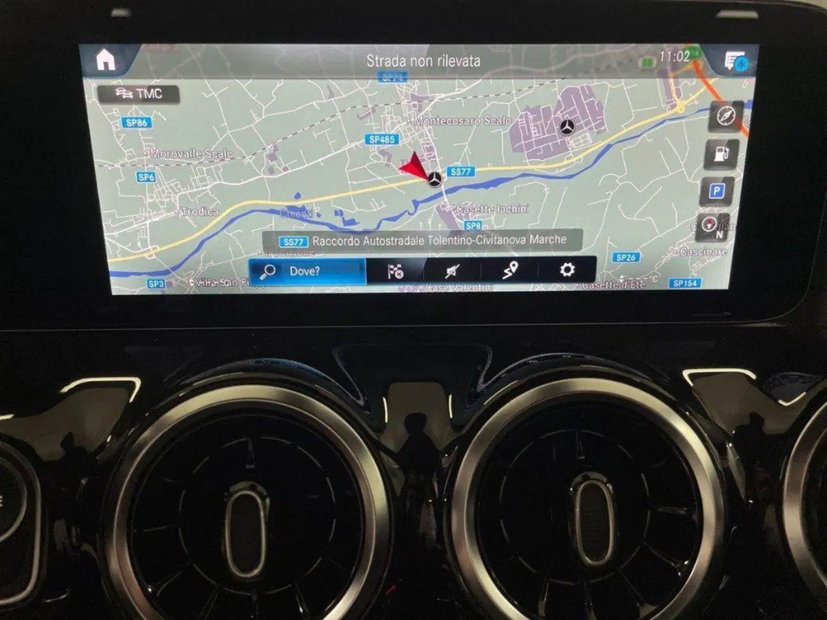 Mercedes-Benz GLA SUV usata a Macerata (15)