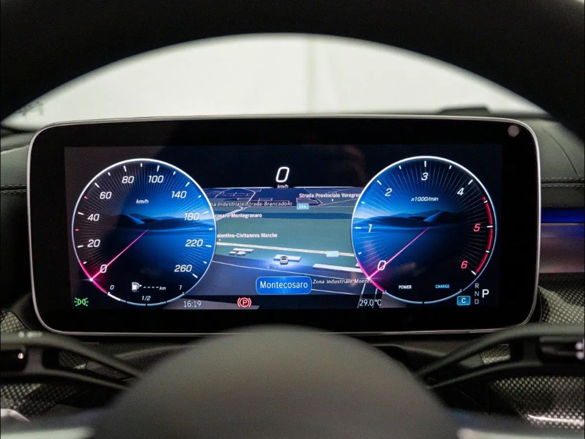 Mercedes-Benz Classe C nuova a Macerata (18)