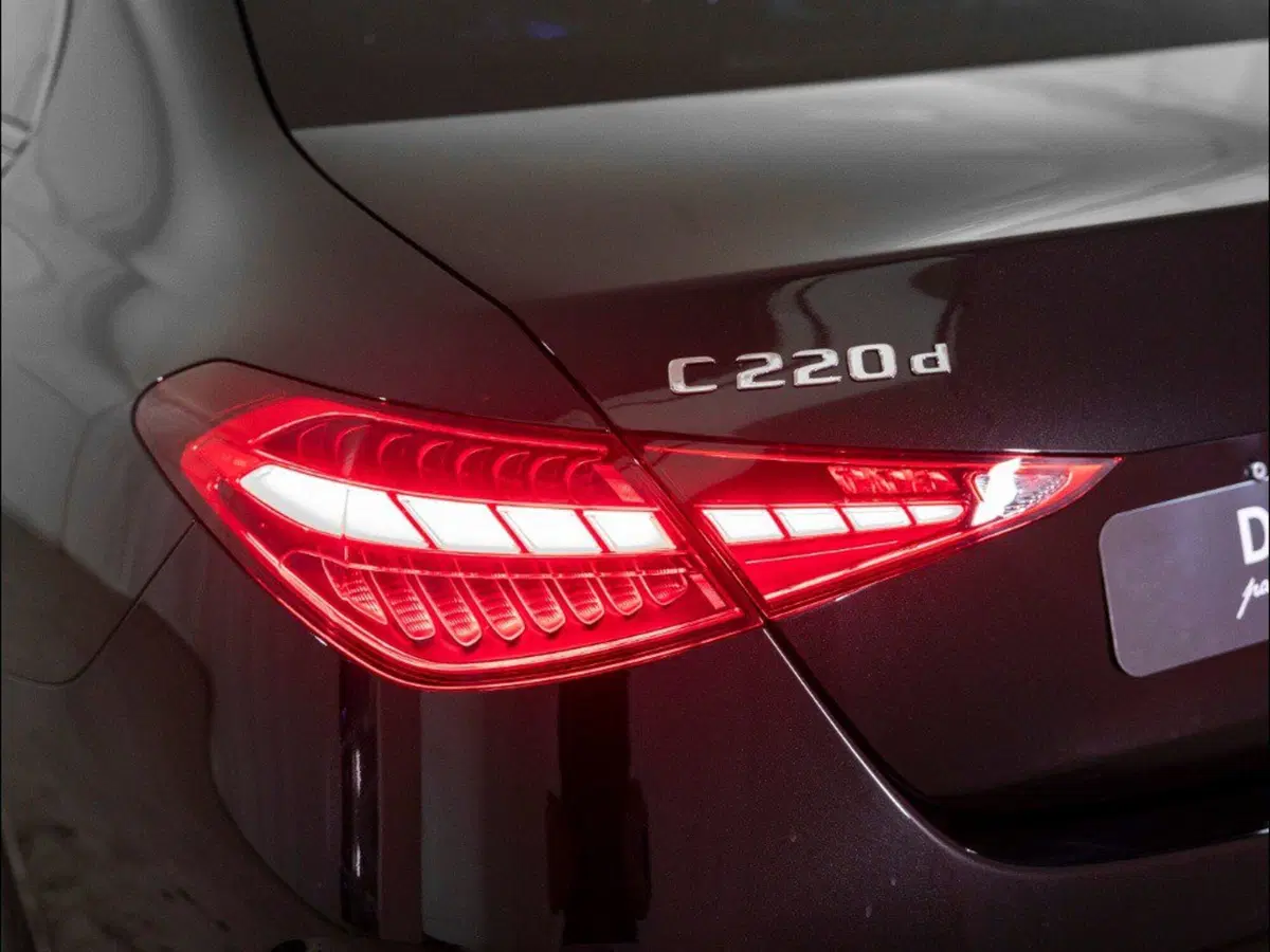 Mercedes-Benz Classe C nuova a Macerata (8)