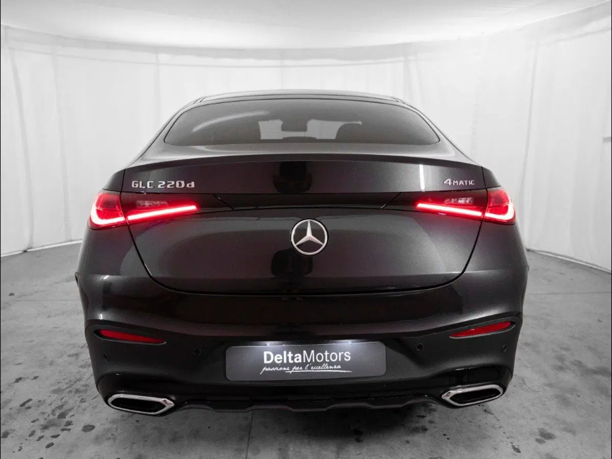 Mercedes-Benz GLC Coupé nuova a Macerata (3)