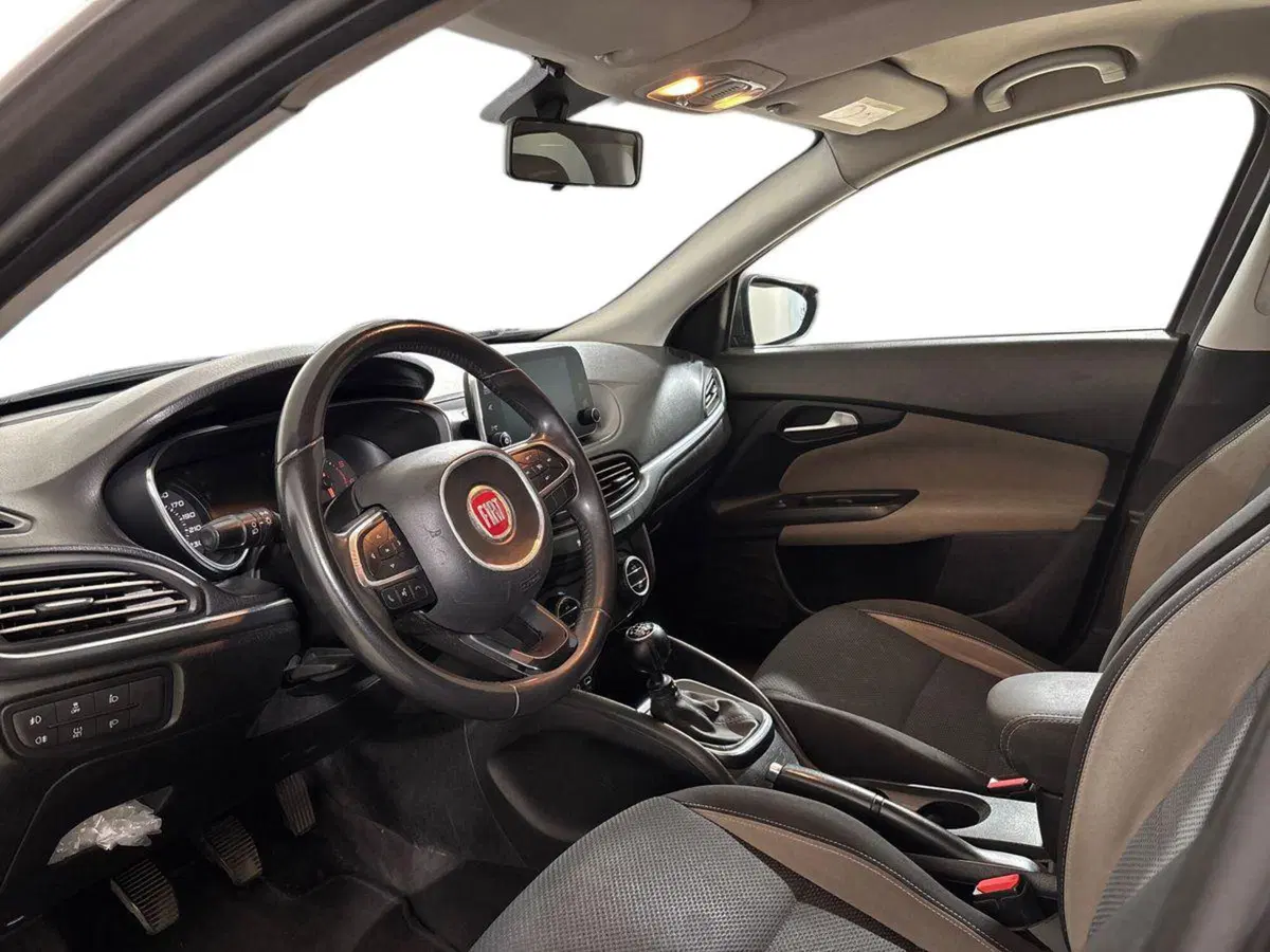 Fiat Tipo usata a Torino (9)