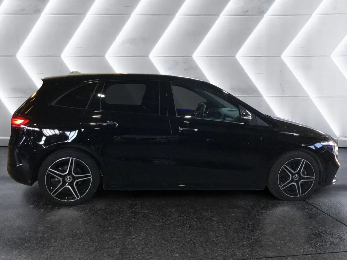 Mercedes-Benz Classe B usata a Caserta (6)