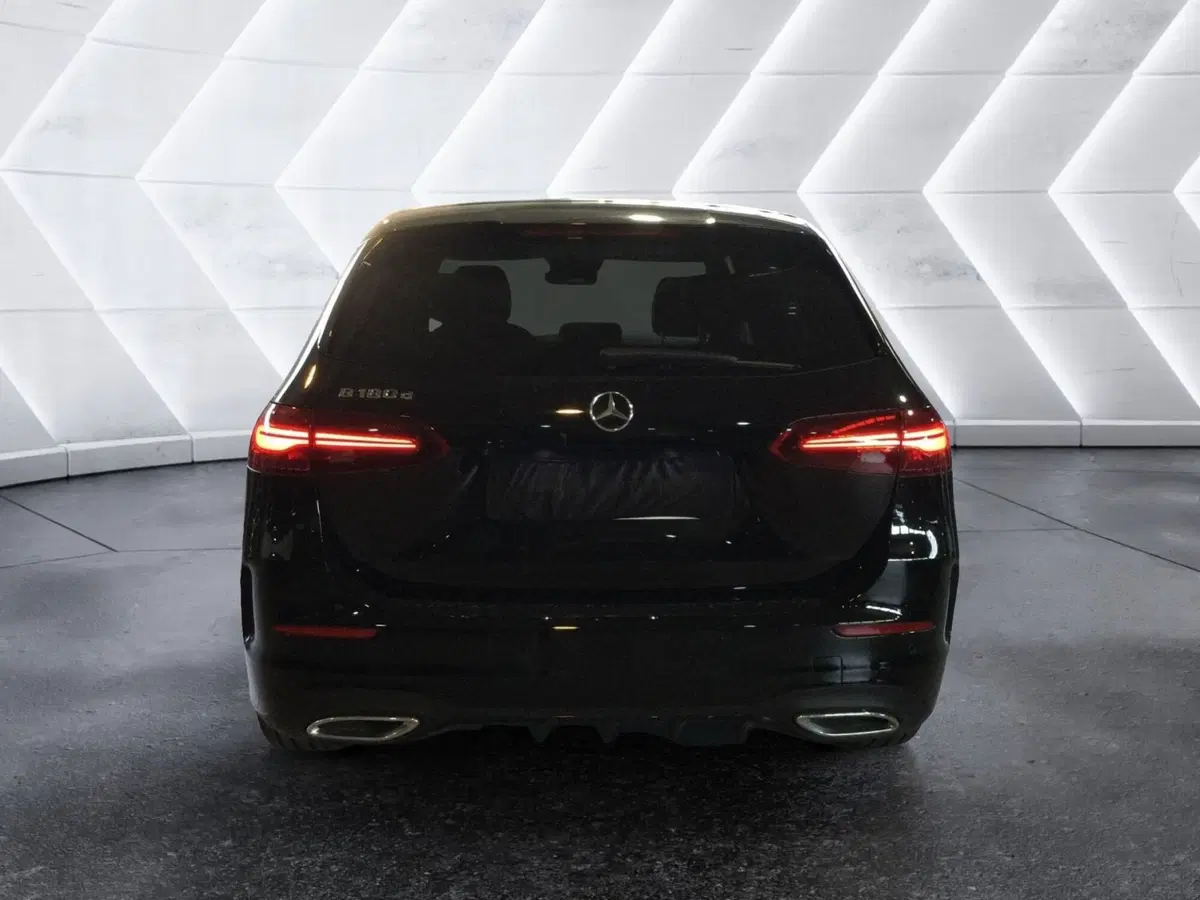 Mercedes-Benz Classe B usata a Caserta (8)