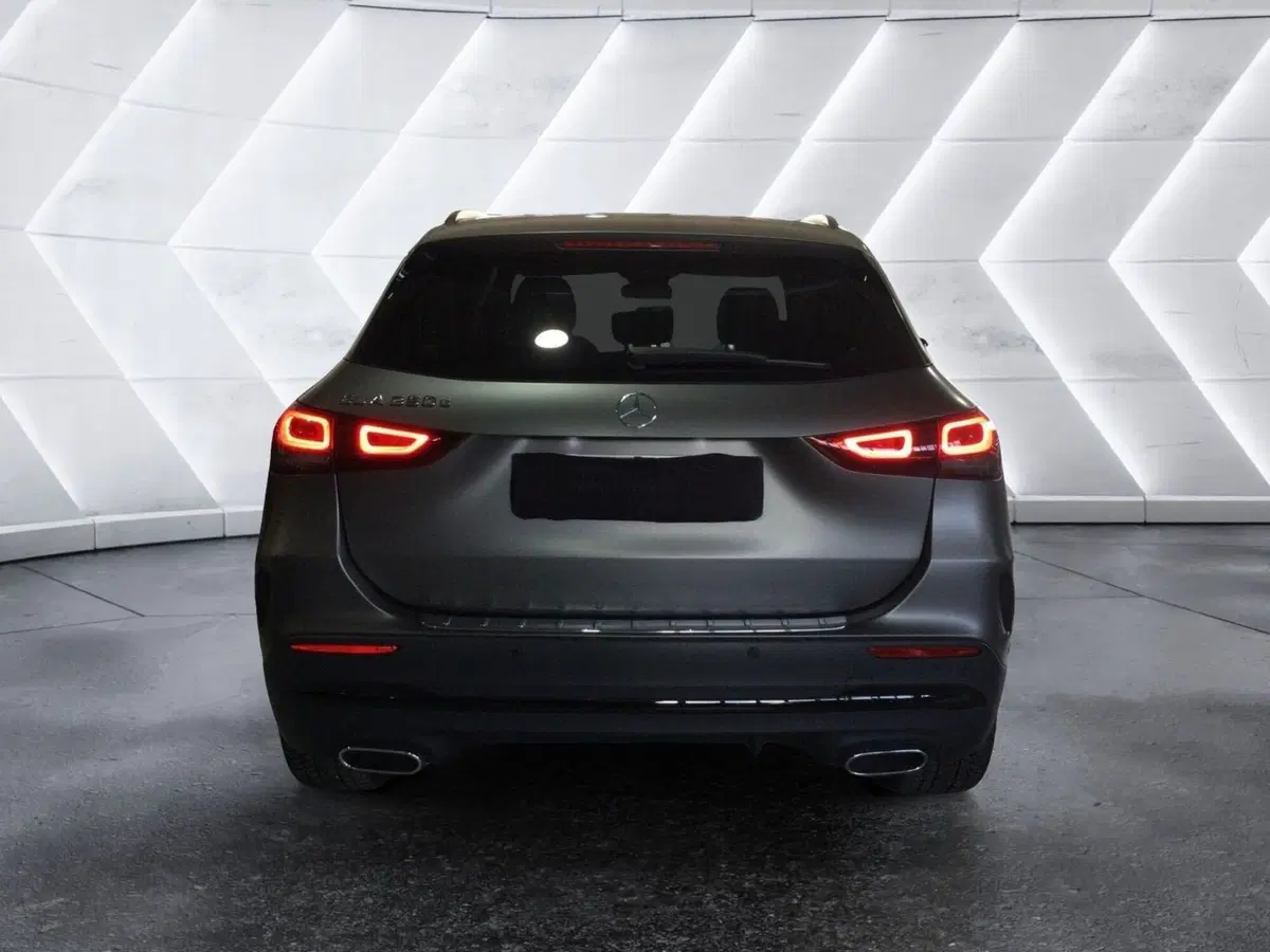 Mercedes-Benz GLA SUV usata a Caserta (6)