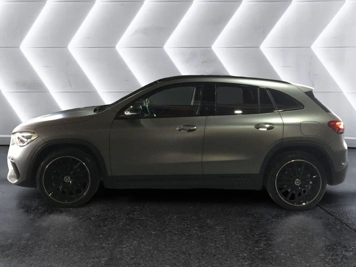 Mercedes-Benz GLA SUV usata a Caserta (8)