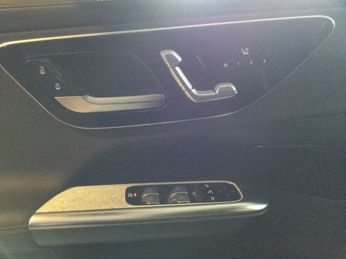 Mercedes-Benz GLC usata a Caserta (9)