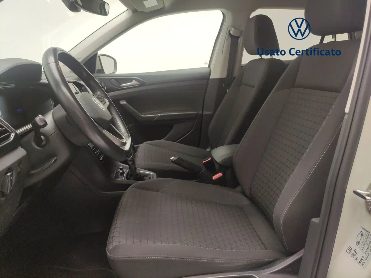 Volkswagen T-Cross usata a Avellino (14)