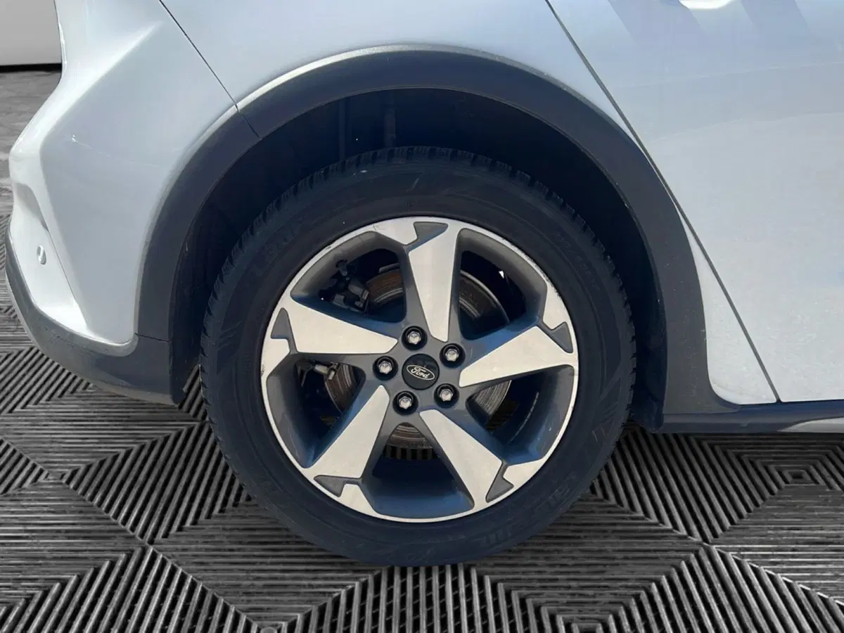 Ford Focus usata a Pordenone (9)