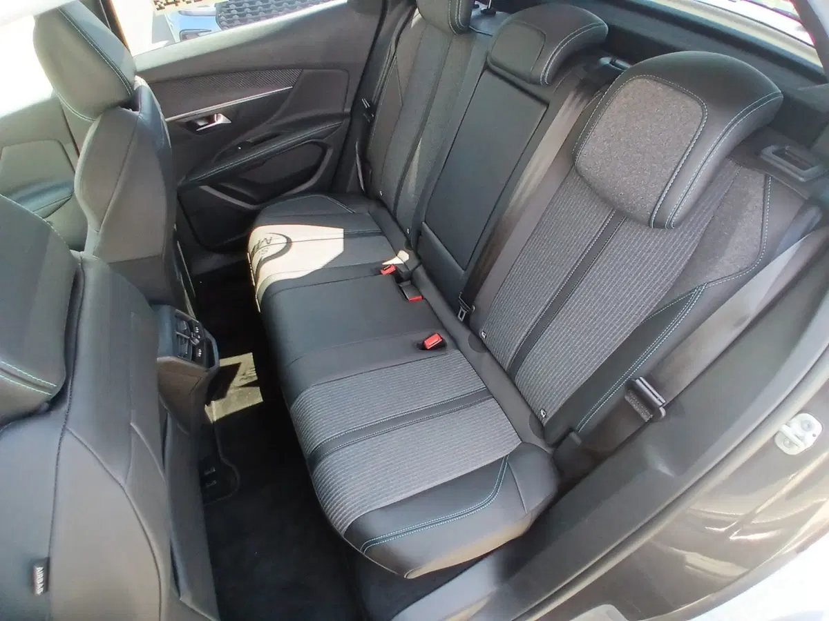 Peugeot 3008 usata a Pordenone (11)