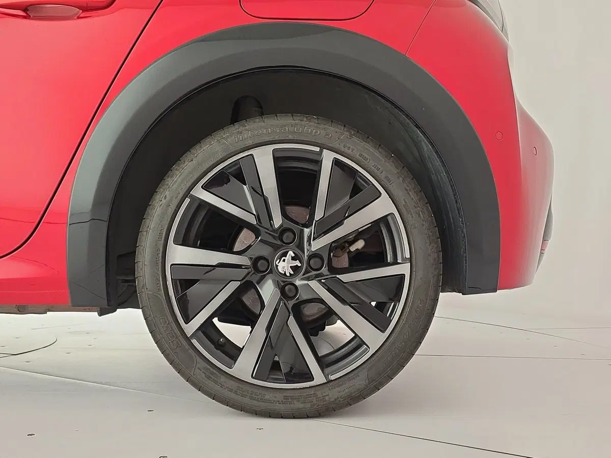 Peugeot 208 usata a Asti (7)
