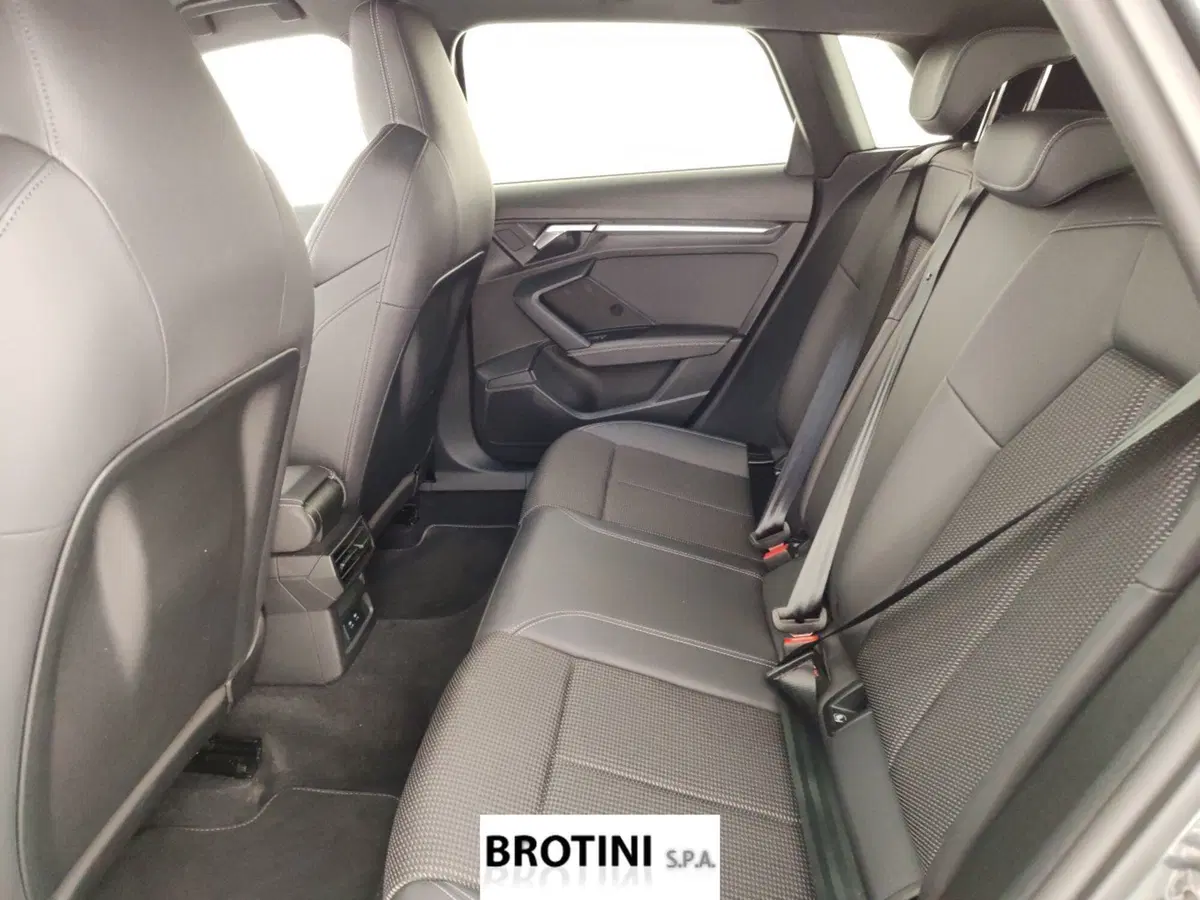 Audi A3 Sportback usata a Massa-Carrara (10)