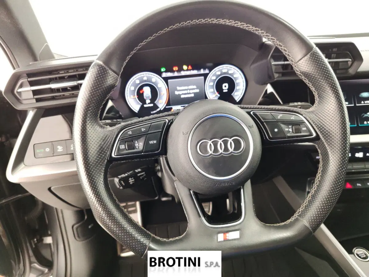 Audi A3 Sportback usata a Massa-Carrara (14)