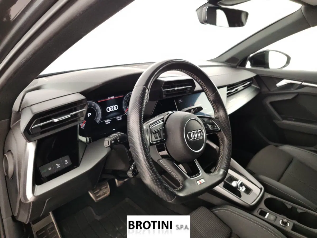 Audi A3 Sportback usata a Massa-Carrara (8)