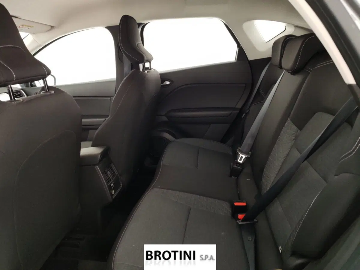 Renault Captur usata a Massa-Carrara (10)