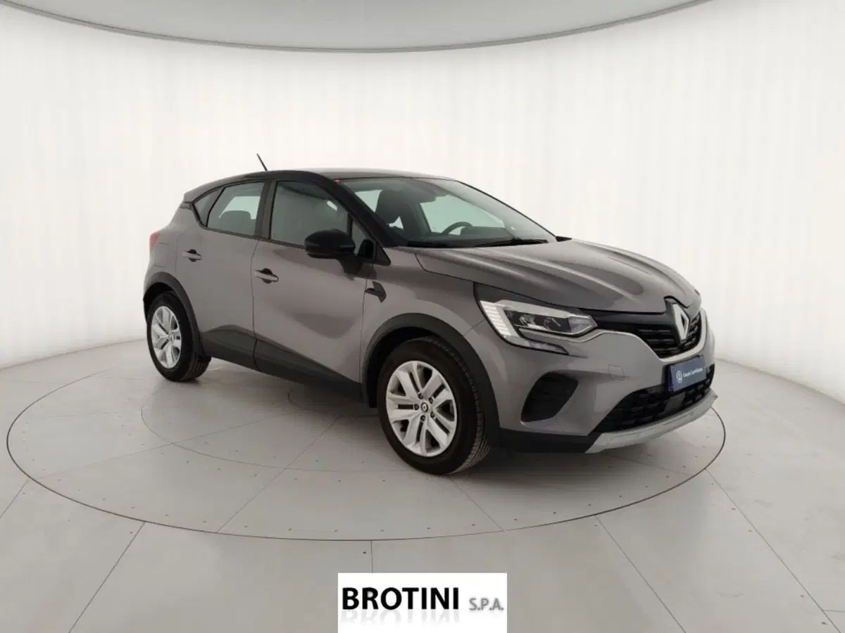 Renault Captur usata a Massa-Carrara (4)